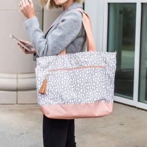 Logan&Lenora x Loverly Grey Weekender Bag